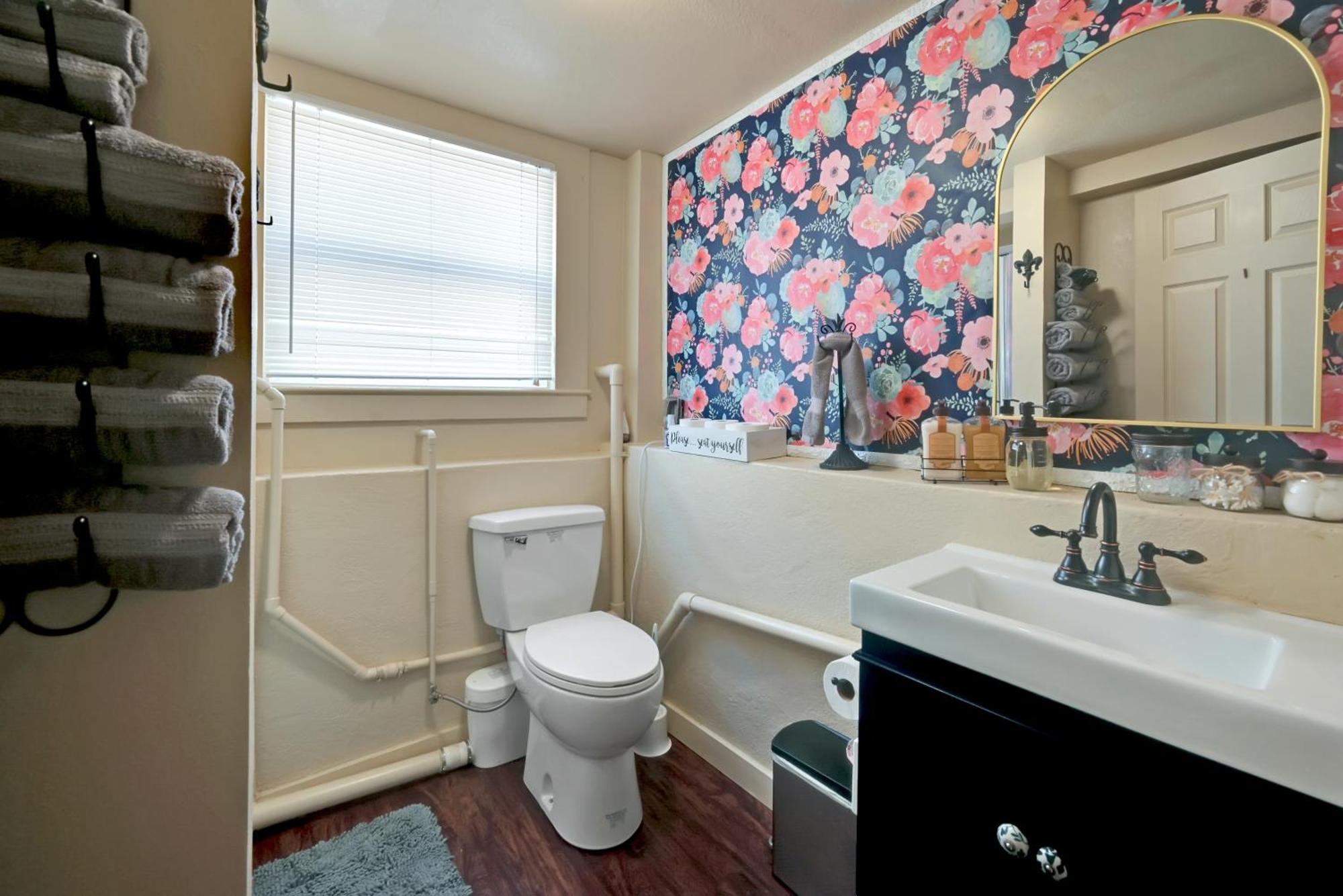 Spacious Downtown Jackson Retreat- Historic Hangout 外观 照片