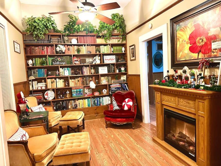 Spacious Downtown Jackson Retreat- Historic Hangout 外观 照片